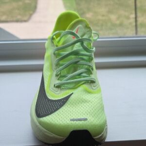 Nike Neon Green and Black Racing Zoom FLY 6 running Shoe Size 7.5